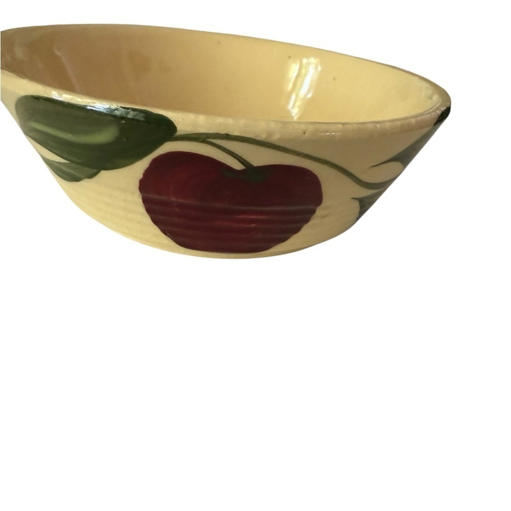 Watt Pottery USA Ovenware Ribbed Bowl #602 5 inches ApplePattern Vintage 1952-65